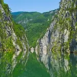 Living Апартаменты