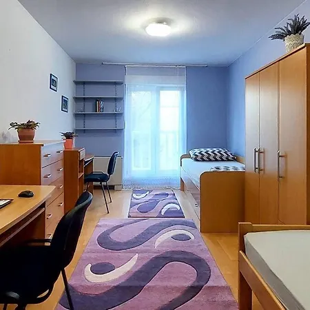 Apartment Living *
